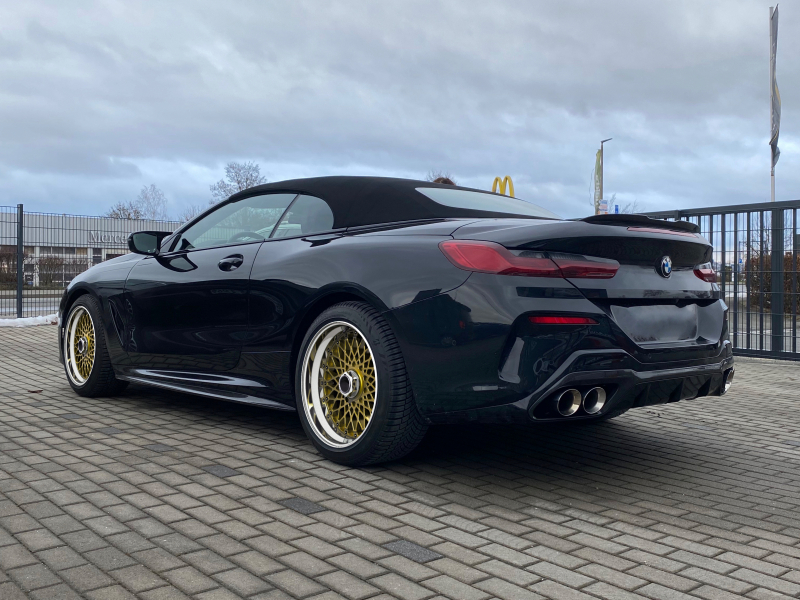 Auspuff-und-Felgendesign-09